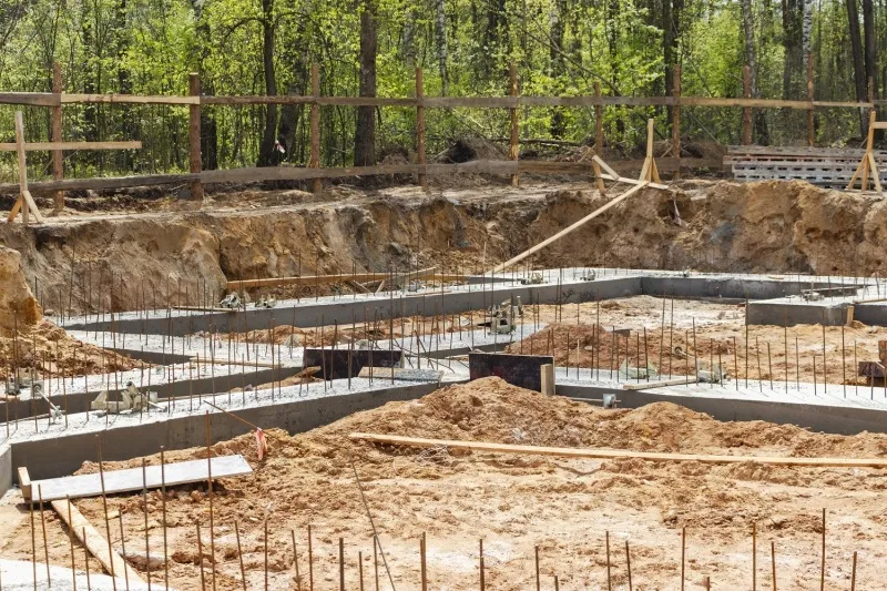 Strzemiona do Słupków Ogrodzeniowych - Niezbędne Akcesoria w Montażu Ogrodzenia